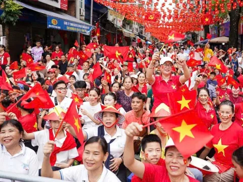 Thủ tướng Chính phủ chỉ đạo đẩy nhanh việc tặng quà Quốc khánh cho người dân