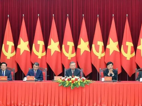 Tổng Bí thư tiếp lãnh đạo các chính đảng trên thế giới đến dự lễ A80