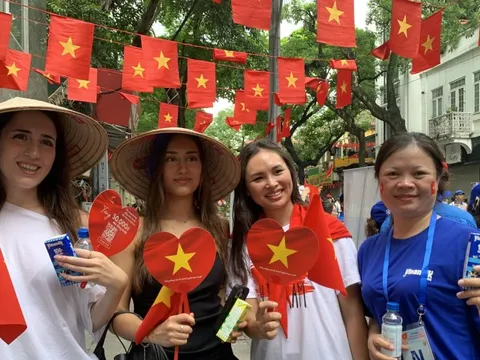 Gần 1 triệu sản phẩm của Vinamilk tiếp thêm dinh dưỡng cho các lực lượng, người dân trong đại lễ 80 năm Cách mạng tháng Tám và Quốc khánh 2/9