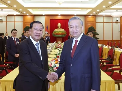 Tổng Bí thư Tô Lâm tiếp Chủ tịch Đảng Nhân dân Campuchia Hun Sen