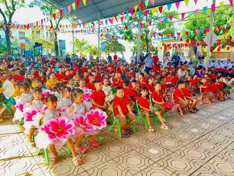 Xã Ứng Thiên: Hơn 8.500 học sinh tưng bừng ngày khai giảng năm học mới