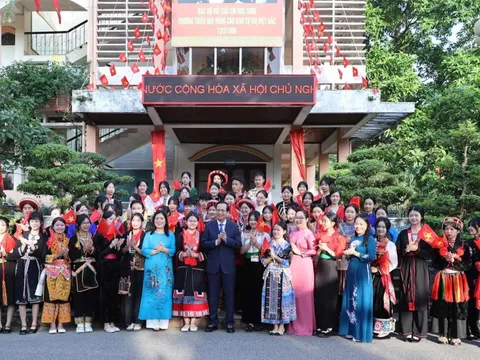 Lễ khai giảng ấm áp tại ngôi trường chắp cánh ước mơ học sinh vùng cao