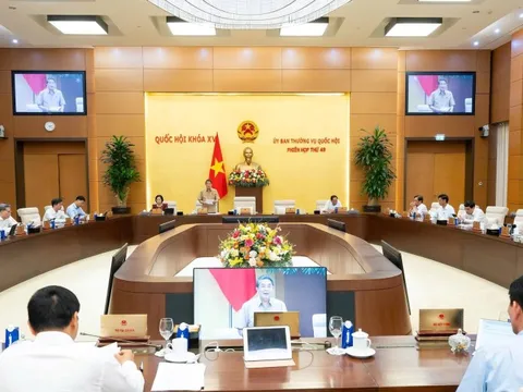 Thông qua điều chỉnh dự toán chi ngân sách Trung ương, bổ sung có mục tiêu cho UBND các địa phương năm 2025