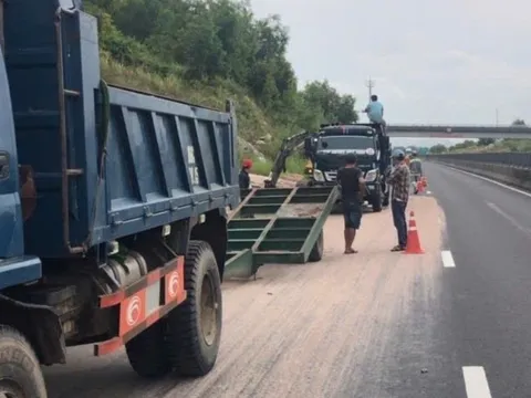 Cao tốc Vĩnh Hảo - Phan Thiết liên tiếp gặp sự cố taluy sạt lở
