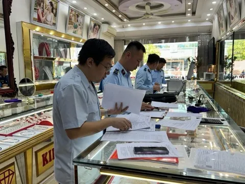 Ngày 9/9/2025 thanh tra việc chấp hành pháp luật của các doanh nghiệp kinh doanh vàng
