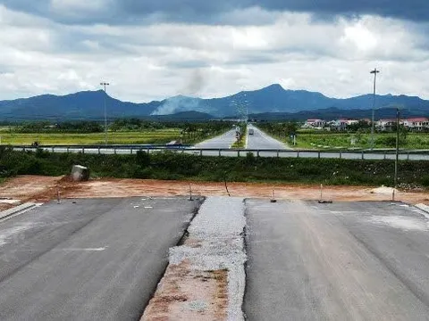 Tháo gỡ được điểm nghẽn, đường 165 tỷ đồng tại Quảng Trị sắp thông tuyến