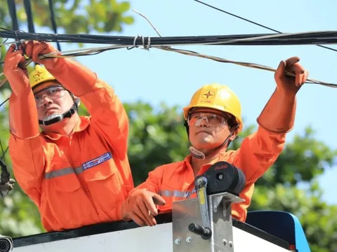 EVN: Sửa Nghị định 72 để bảo đảm cân đối tài chính và đầu tư nguồn điện mới