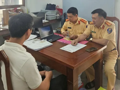 Gia Lai: Xử phạt 2 trường hợp tài xế lái xe khách vượt ẩu trên đèo