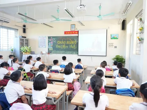 Xã Phù Đổng, TP Hà Nội: Hơn 20.000 học sinh tham dự Lễ khai giảng năm học mới 2025-2026