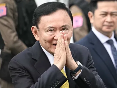 Tòa án Thái Lan tuyên ông Thaksin Shinawatra phải thụ án tù