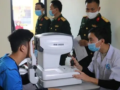 Công dân ở Tp.HCM bị cận thị được hỗ trợ đến 25 triệu đồng nếu đăng ký đi nghĩa vụ quân sự