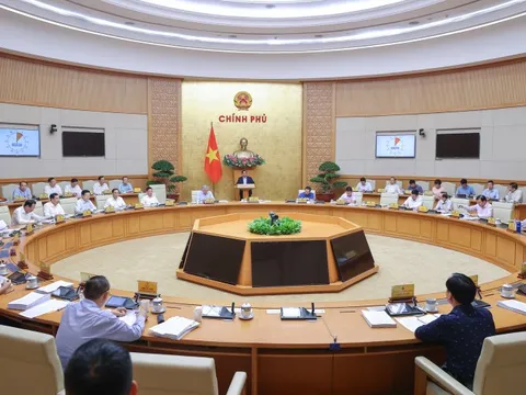 Quyết tâm cao, nỗ lực lớn, hành động quyết liệt để vượt các mục tiêu, chỉ tiêu của năm 2025