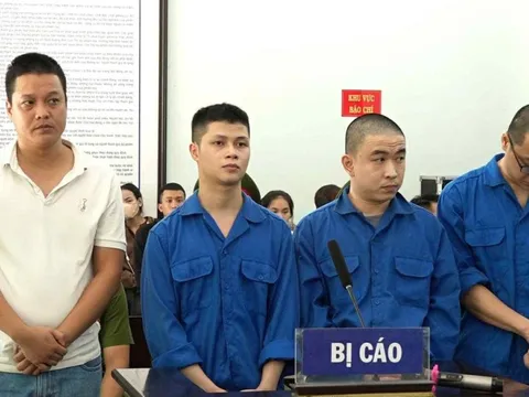 "Mở tiệc" ma túy trong quán bar, 4 nam thanh niên nhận cái kết đắng