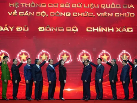 Cảnh báo tiến độ chậm, Bộ Nội vụ yêu cầu gấp rút đồng bộ dữ liệu cán bộ