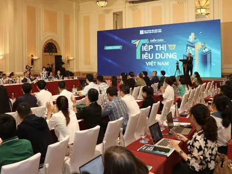 Tiêu dùng xanh - số: Áp lực và cơ hội tái cấu trúc cho doanh nghiệp Việt