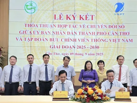 TP. Cần Thơ và Tập đoàn VNPT ký thỏa thuận hợp tác chuyển đổi số