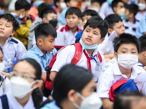 Chính thức: Tp.HCM quy định không tan học trước 16h