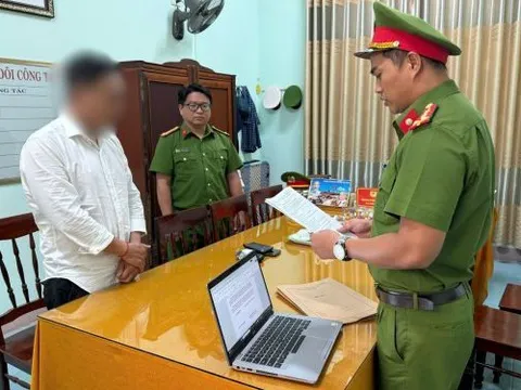 Khởi tố nhiều đối tượng phạm tội Tham ô tài sản