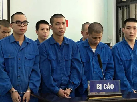 "Phê" ma túy trong quán bar, 7 đối tượng trả giá đắt