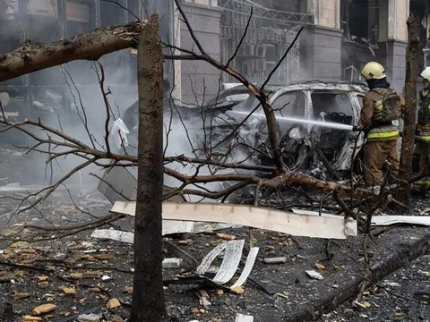 Anh áp đòn trừng phạt mới lên Nga, 100 cái tên bị nhắm tới
