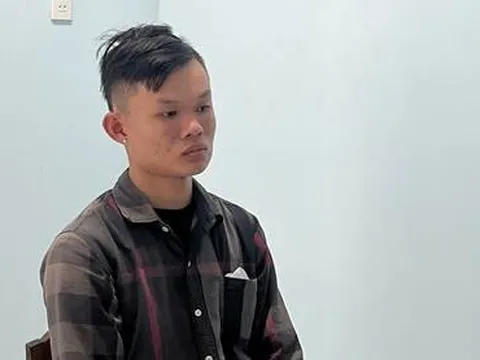 Khởi tố nam thanh niên mang mã tấu đi trả thù, chém nhầm người khác