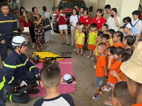 Hơn 150 giáo viên, trẻ mầm non phường Bồ Đề được tuyên truyền kỹ năng, kiến thức phòng cháy chữa cháy