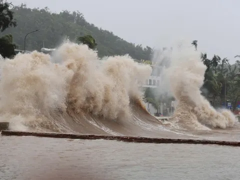 3 áp thấp dồn dập “nối đuôi” quanh Biển Đông