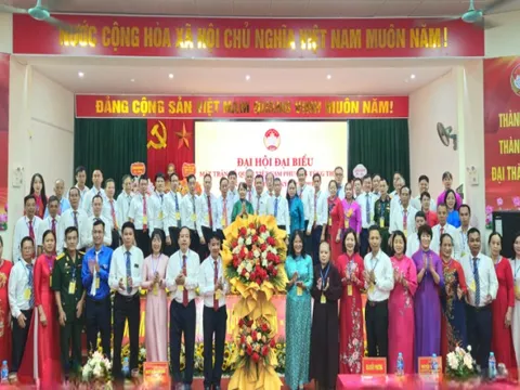 Tập hợp ngày càng đông đảo các tầng lớp nhân dân trong khối đại đoàn kết dân tộc