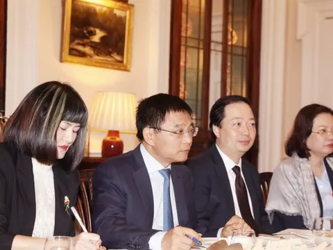 Khu tài chính London phối hợp chặt chẽ với Việt Nam phát triển Trung tâm tài chính quốc tế