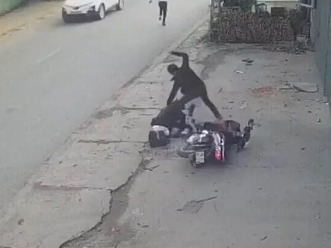 Điều tra vụ nam thanh niên dùng dao bầu tấn công cô gái giữa "thanh thiên bạch nhật"