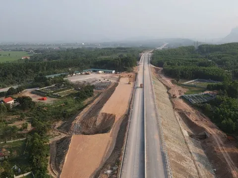 Quảng Trị tập trung giải ngân vốn đầu tư công những tháng cuối năm