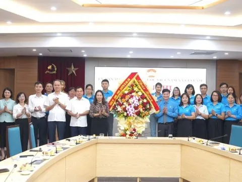 Ủy ban MTTQ xã Gia Lâm: Công bố Quyết định thành lập Công đoàn và công tác cán bộ công đoàn