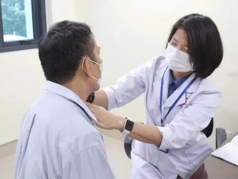 Trường hợp tạm dừng hợp đồng khám bệnh, chữa bệnh bảo hiểm y tế, nhiều người cần biết