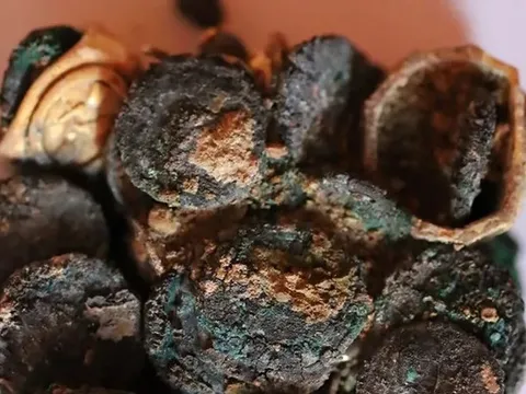 Phát hiện "kho báu" quý giá trong ngôi nhà bị cháy