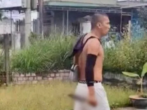 Kẻ liều mạng bị "bắt sống" sau khi dùng súng tự chế bắn anh trai, chống đối cả cảnh sát