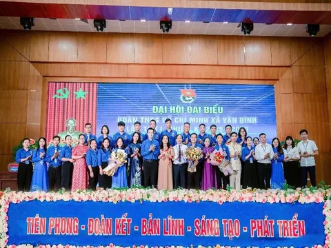 Đồng chí Doãn Hồng Việt giữ chức Bí thư Đoàn Thanh niên xã Vân Đình