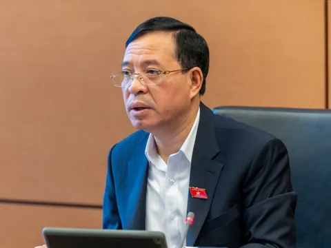 Cho thôi làm nhiệm vụ ĐBQH với ông Lại Thế Nguyên, Trần Quốc Nam