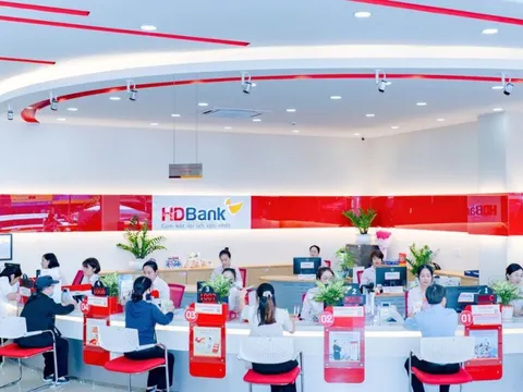 Cổ phiếu HDB bùng nổ, đóng cửa tăng trần giữa kỳ vọng mới từ thị trường tài sản số