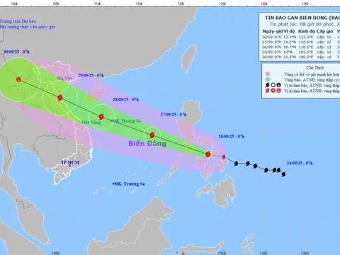 Bão BUALOI di chuyển nhanh gấp đôi các cơn bão khác