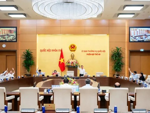 Thông qua Nghị quyết về chương trình lập pháp năm 2026