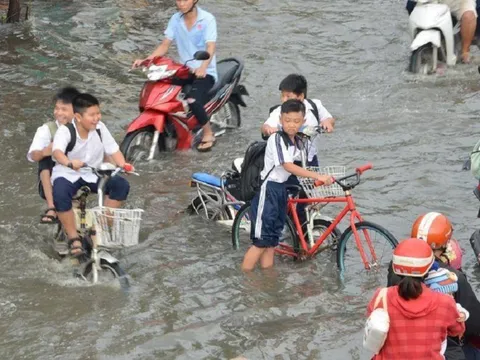 Địa phương nào cho học sinh nghỉ học tránh bão số 10?
