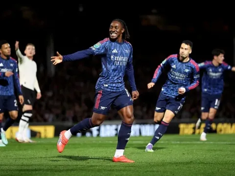 Newcastle vs Arsenal: Cuộc chiến giữa hai hàng thủ thép tại Premier League