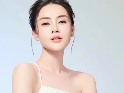 Hoa hậu Lý Kim Thảo chính thức bước sang vai trò mới, rẽ hướng kinh doanh