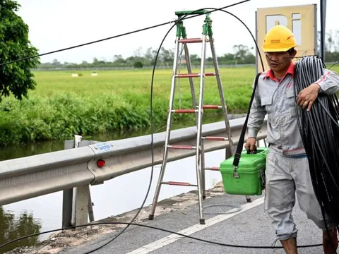 Viettel triển khai đồng bộ các biện pháp để ứng phó với mọi biến động của bão Bualoi