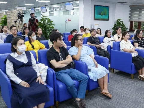 VNVC nỗ lực đưa vaccine RSV phòng viêm phổi cho phụ nữ mang thai và người cao tuổi tại Việt Nam