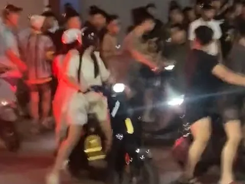 Triệu tập nhóm quái xế tụ tập gây rối trên đường Bùi Viện