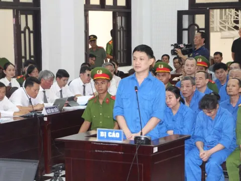 Hé lộ thủ đoạn làm “bốc hơi” hơn trăm tỷ đồng khỏi ngân hàng của nhóm lừa đảo