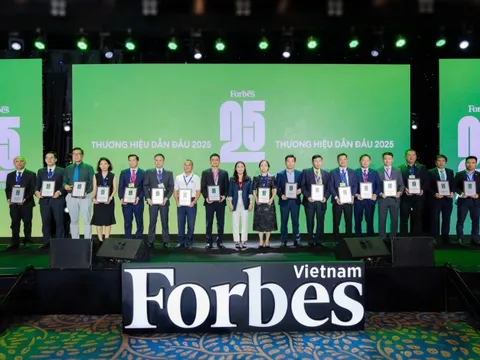 Thương hiệu công nghệ thông tin duy nhất được vinh danh Top 25 thương hiệu dẫn đầu