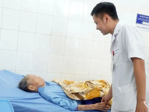 Bản tin 29/9: Phẫu thuật thành công khối u 8,2kg cho cụ ông 93 tuổi