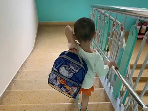 4 năm, 4 phiên tòa vẫn chưa thể xác định bố cho con